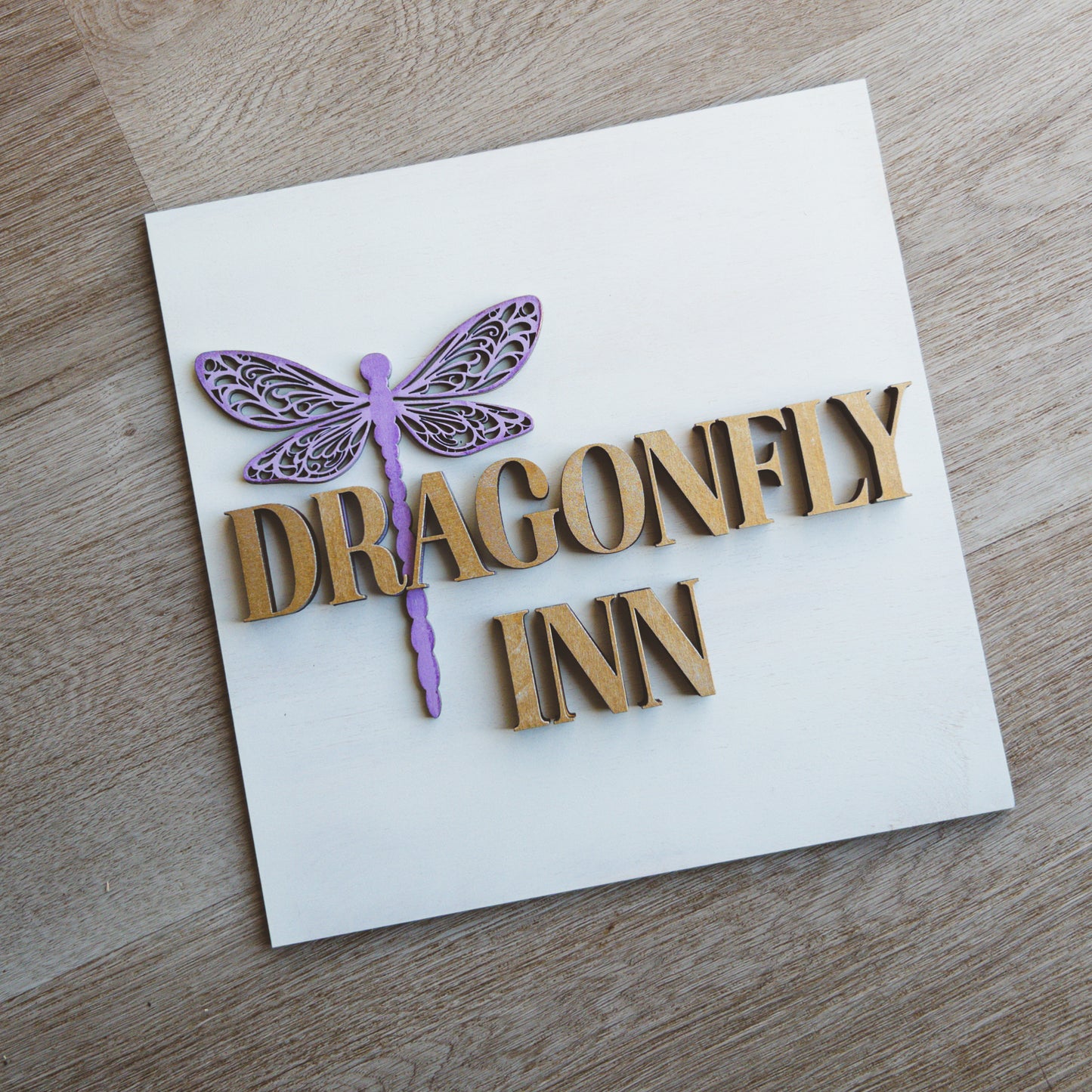 Dragonfly Inn Tile