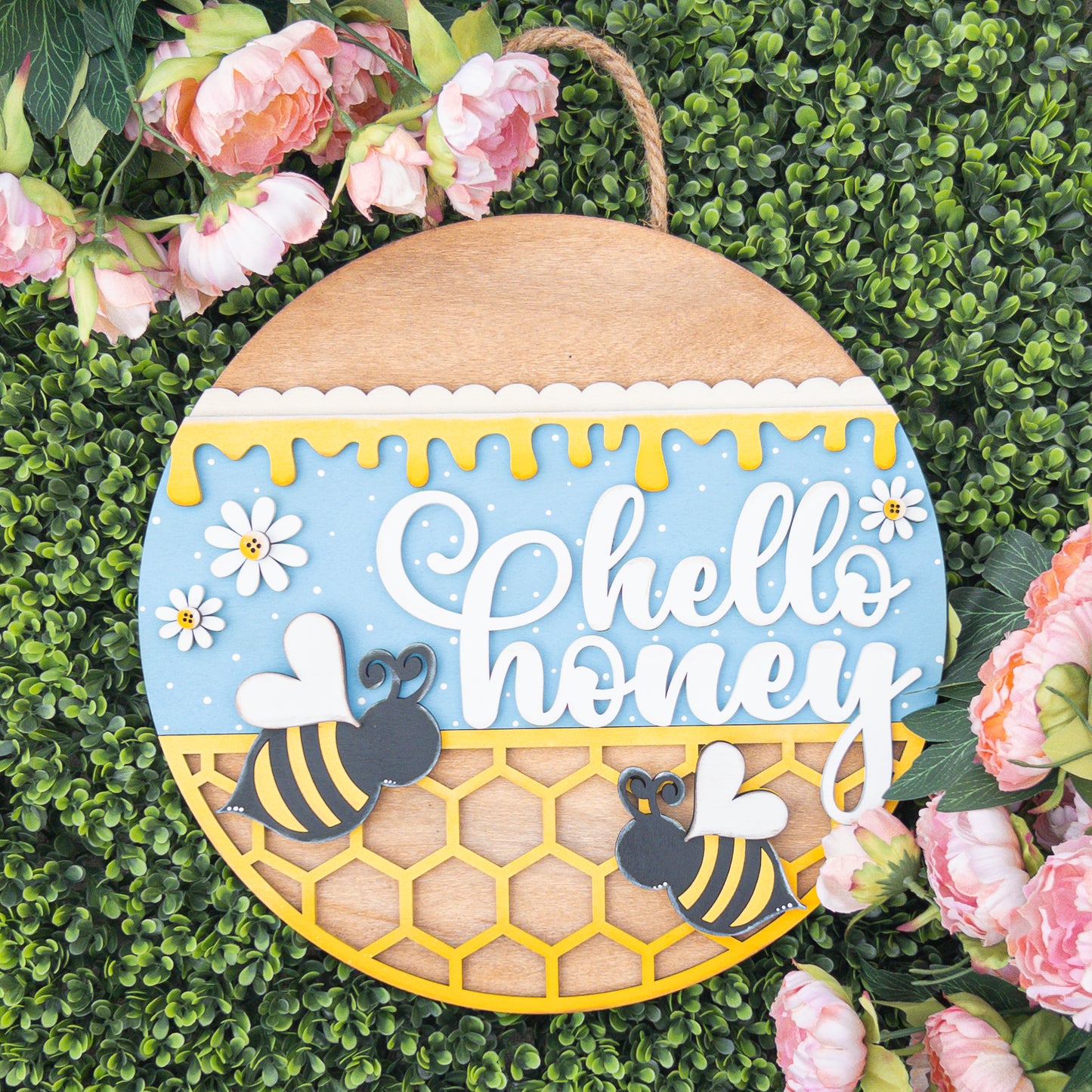Sip & Paint | 15" Handmade Door Round | May 17th at Lugo's Craft Distillery