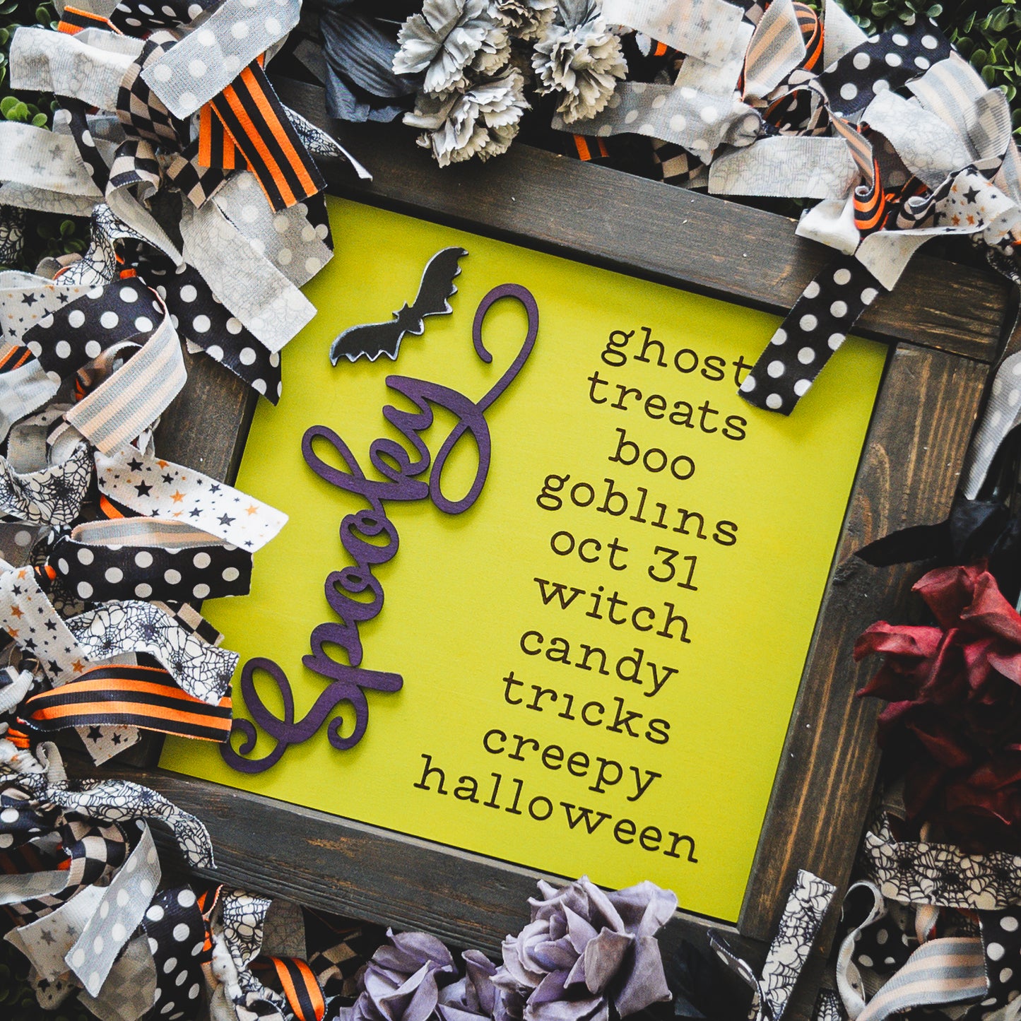 Halloween Porch Decor Tile — Spooky