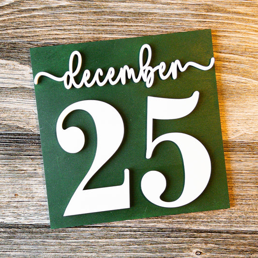 hand-painted interchangeable Christmas tile with December 25 script lettering - Millie & Co.