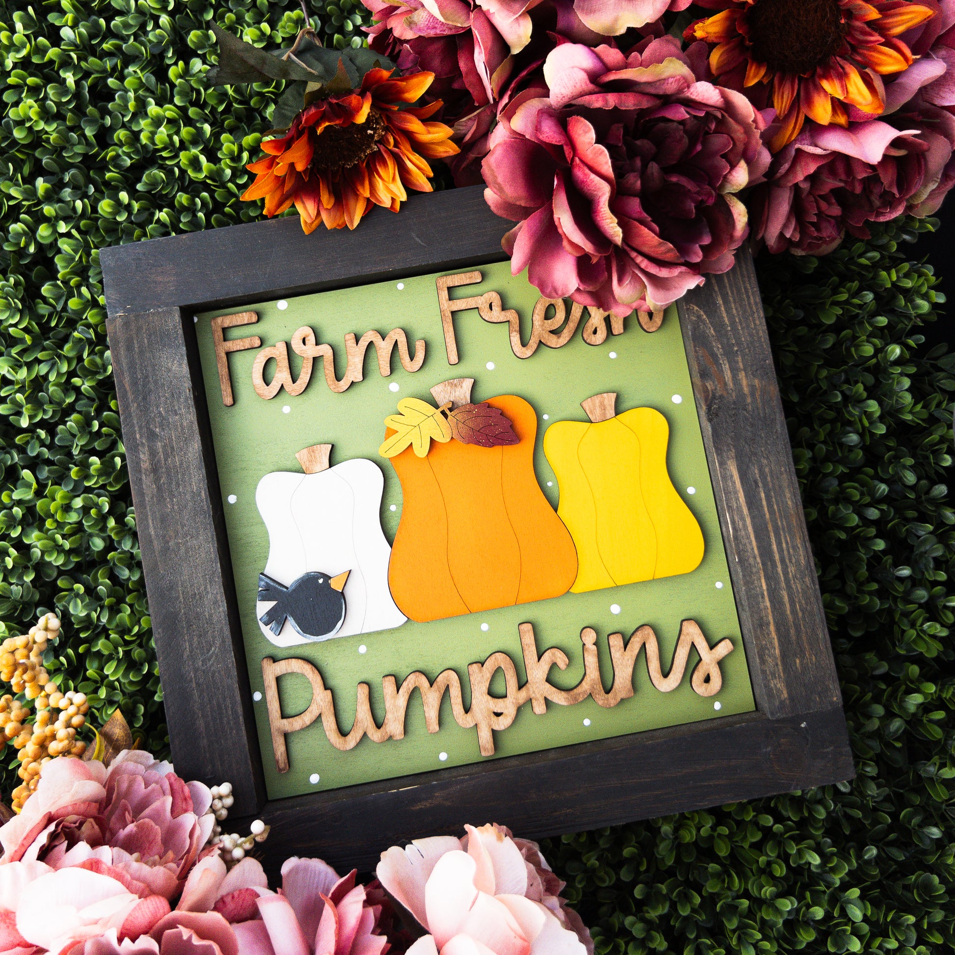 Fall porch decor tile with Farm Fresh Pumpkins lettering, three pumpkins, and blackbird on polka dot background | Millie & Co.
